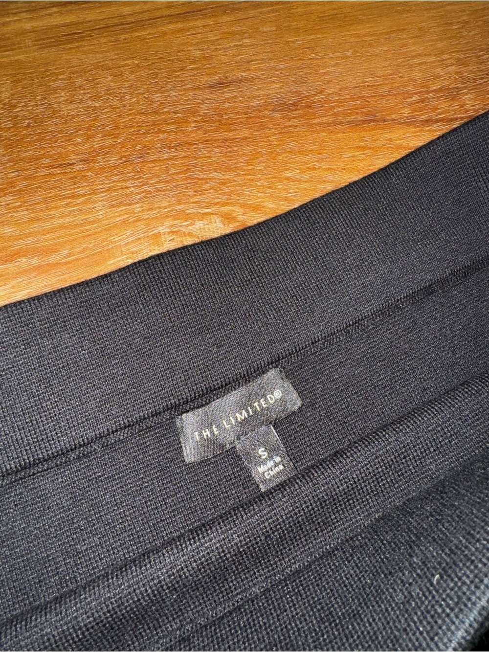 The Limited Black Pencil Skirt - Picture 2 of 2